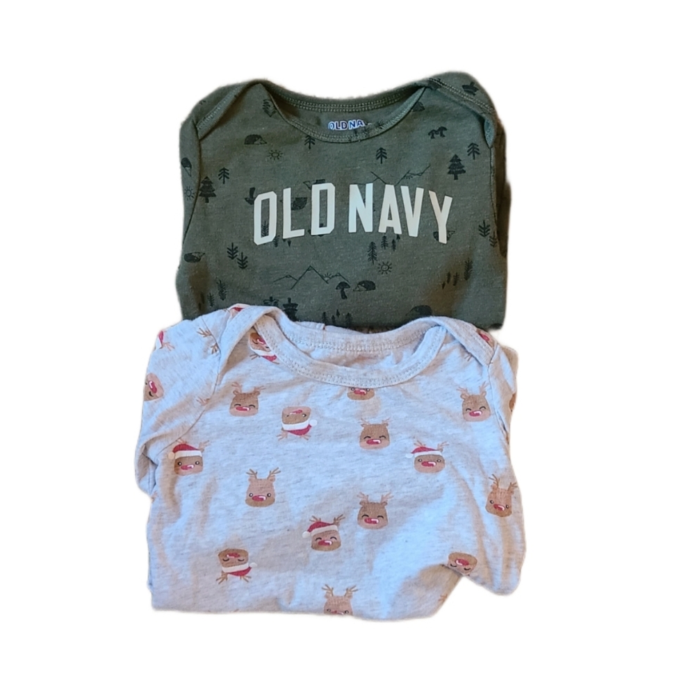Bundle of 2 Baby Onesies/bodysuits 18-24 month gender neutral